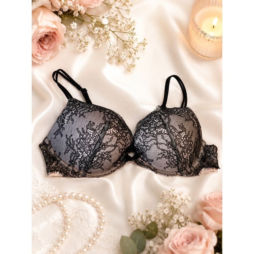 Victoria's Secret Very Sexy Push Up Bra 34C Black Lace Light Pink Underwire